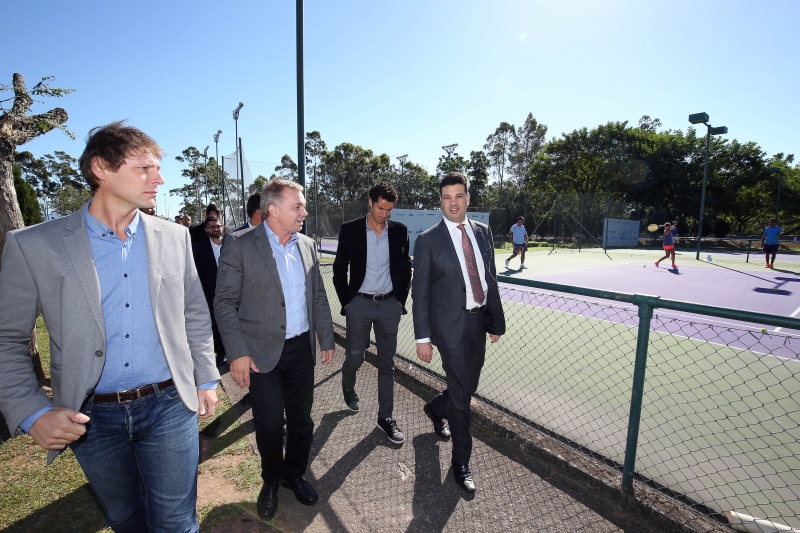 Ministro dos esportes anuncia negociações para arena do futuro na Capital