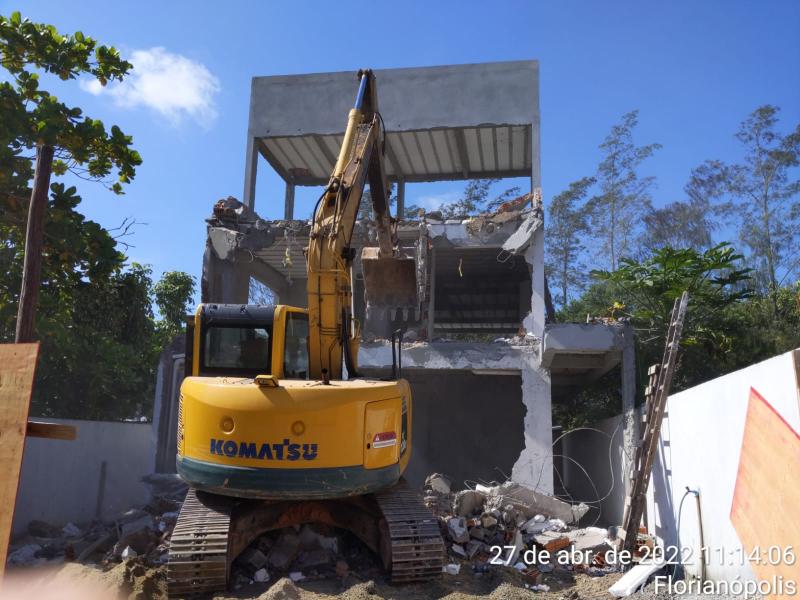 Em um ano, PMF já realizou mais de 120 demolições sumárias de obras irregulares