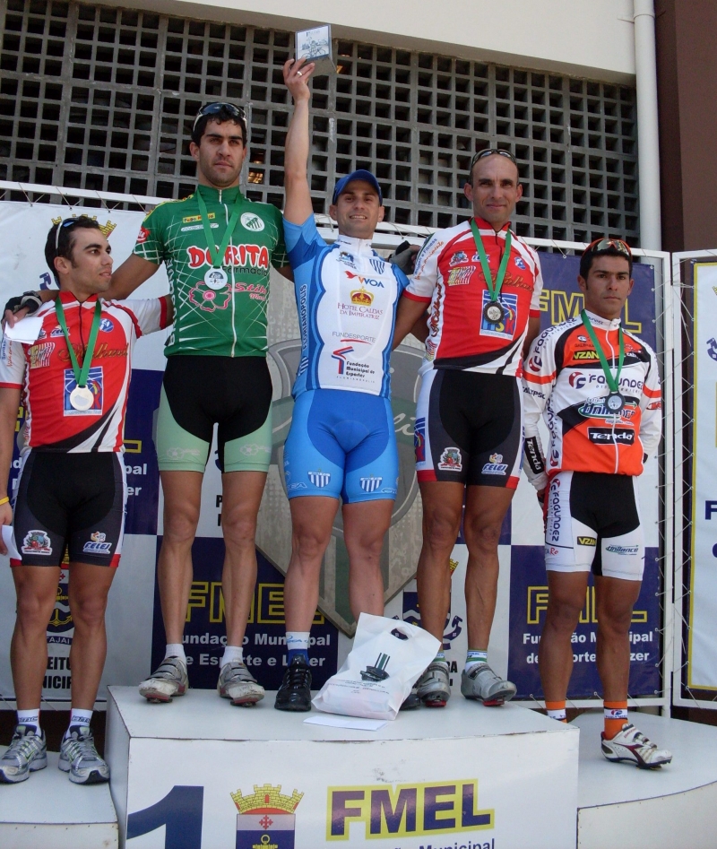 Ciclismo de Florianópolis vence novamente em Itajaí 