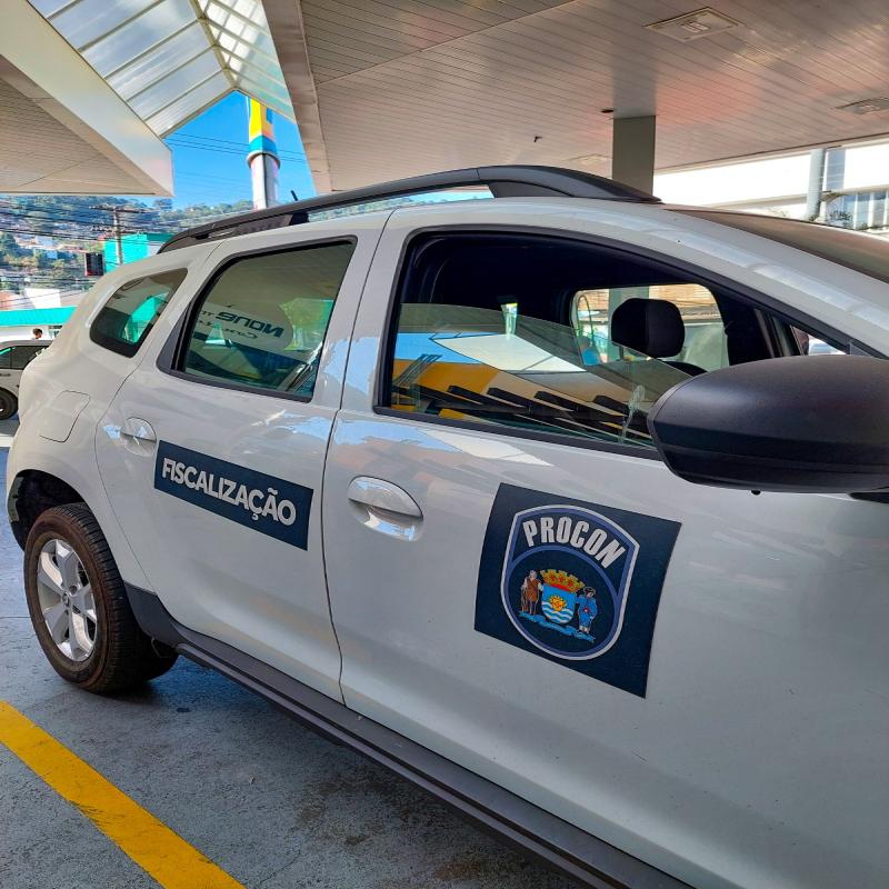 Procon de Florianópolis notifica sindicato após aumento no preço médio de combustíveis pela Petrobras