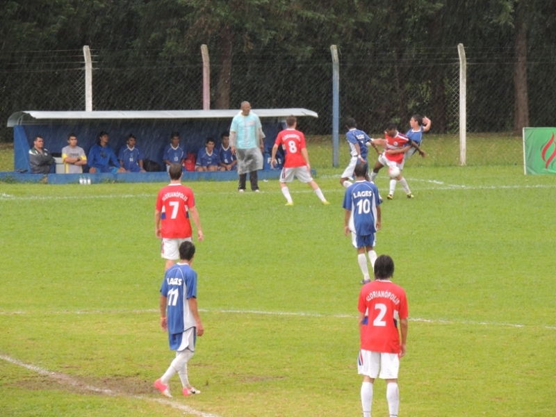 Sexta-feira promete ser quente no JASC.