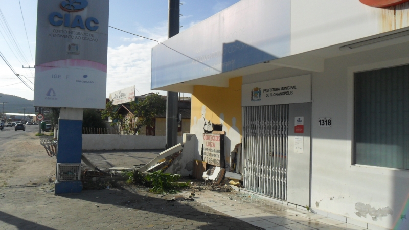 Acidente provoca fechamento do CIAC do Rio Tavares