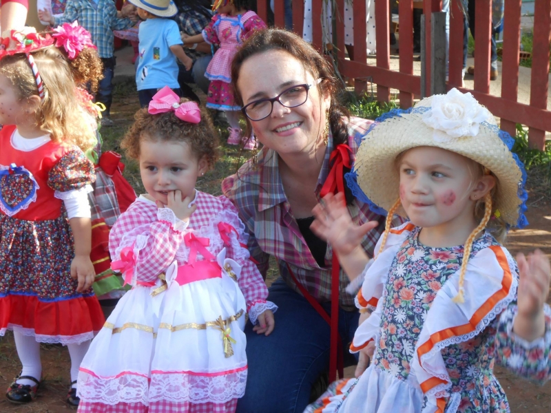 Morre a professora  da rede de ensino Ana Carolina 