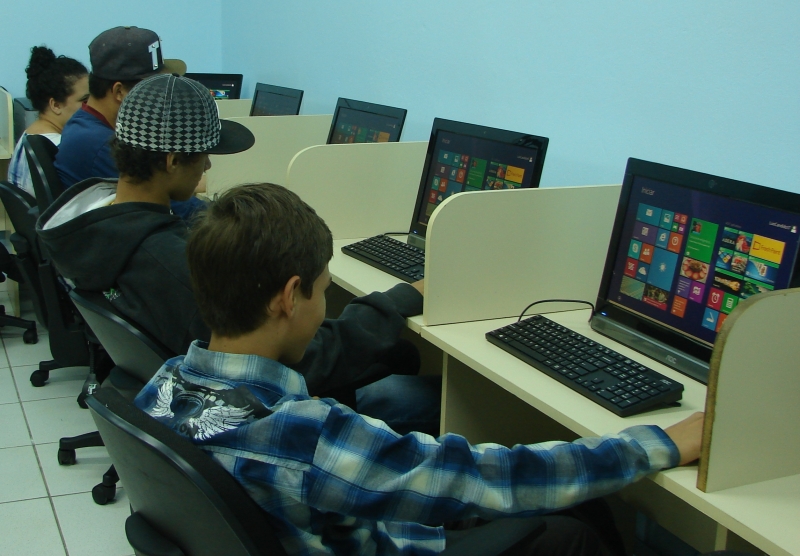 Computadores possibilitam produções multimídia