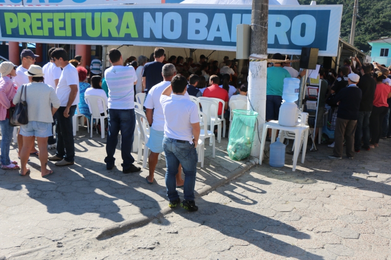 Prefeitura no Bairro ouve pedidos no Pântano do Sul