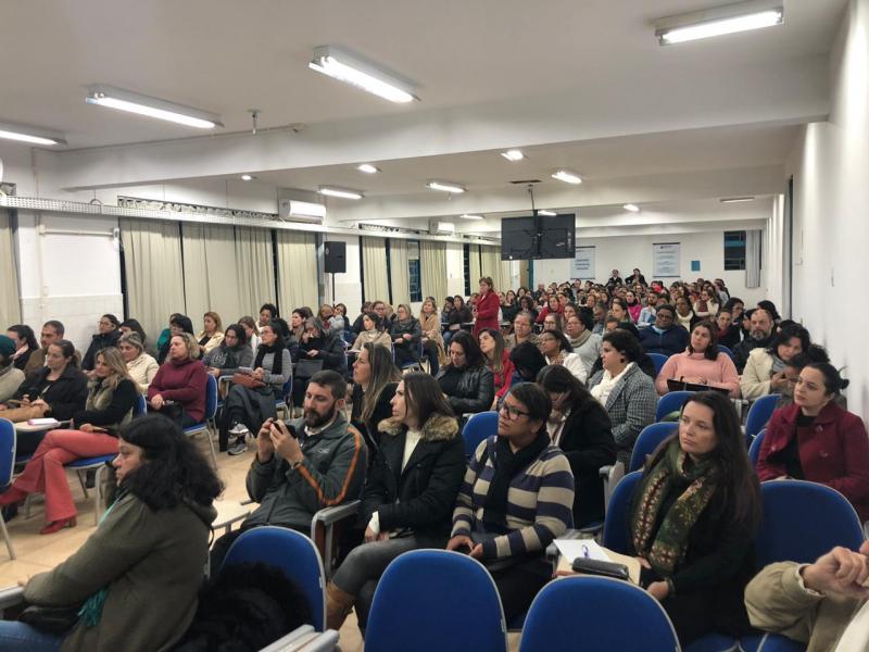 Candidatos a diretores da rede municipal de ensino receberão formação