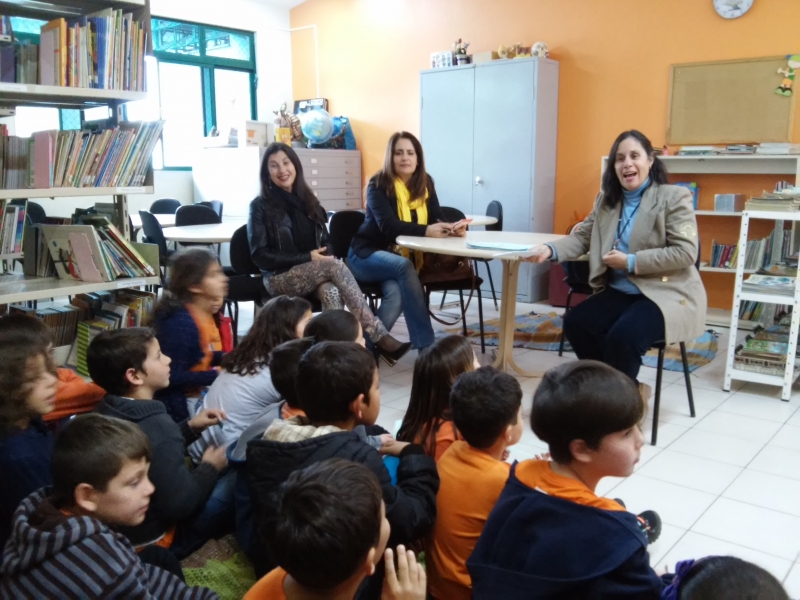 Escritora Marta Martins visita unidade escolar 