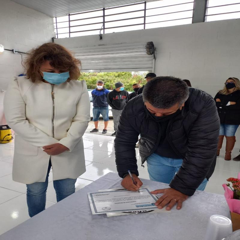 Empresa do Ribeirão da Ilha recebe selo de inspeção para maricultura