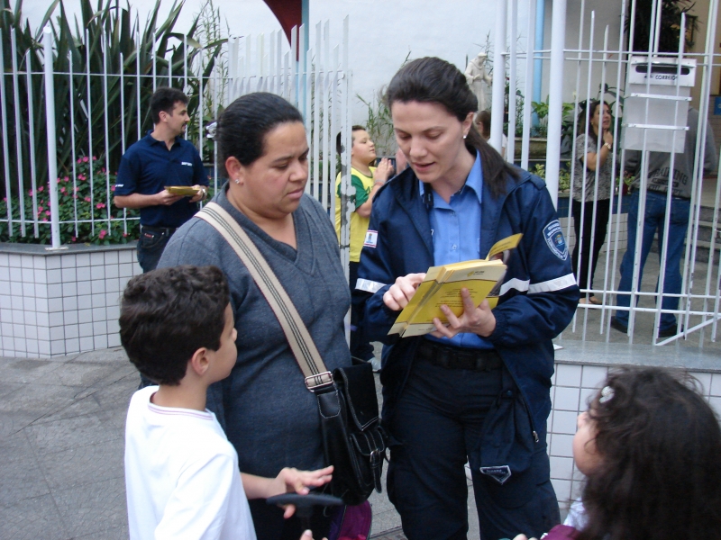 Guarda Municipal realiza ações educativas para comemorar a semana nacional do trânsito