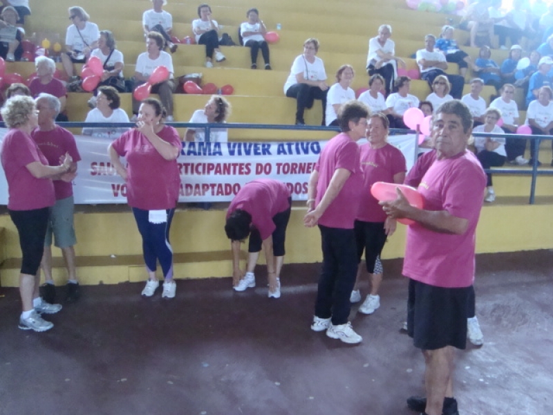 Programa Viver Ativo promoveu XI Torneio de Voleibol Adaptado para Idosos
