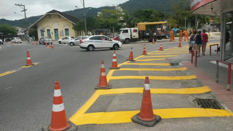Sinalização revigorada e mais segurança no trânsito