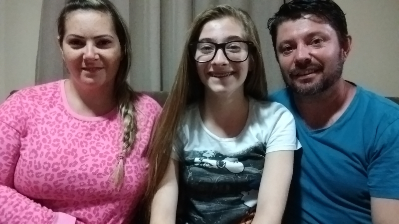 Inspirada na luta do avô e dos pais, aluna quer ser a melhor oradora do Estado