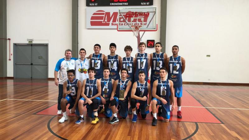 Basquete de Florianópolis faz história e conquista pela 1ª vez titulo Sul Brasileiro sub 17