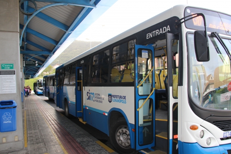Horários dos ônibus passam por adequações