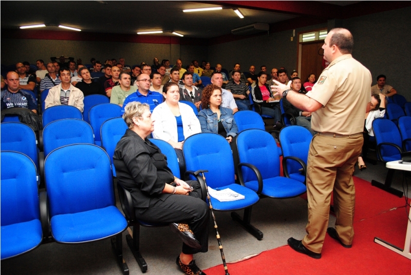 Curso Superior de Tecnologia em Gestão de Trânsito tem aula inaugural