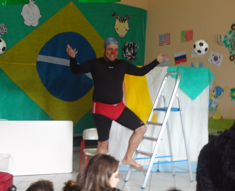 Professores criam personagens em sala de aula