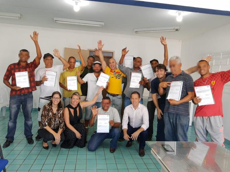 Último dia do curso de maricultura para pessoas em situação de rua de Florianópolis emociona participantes 