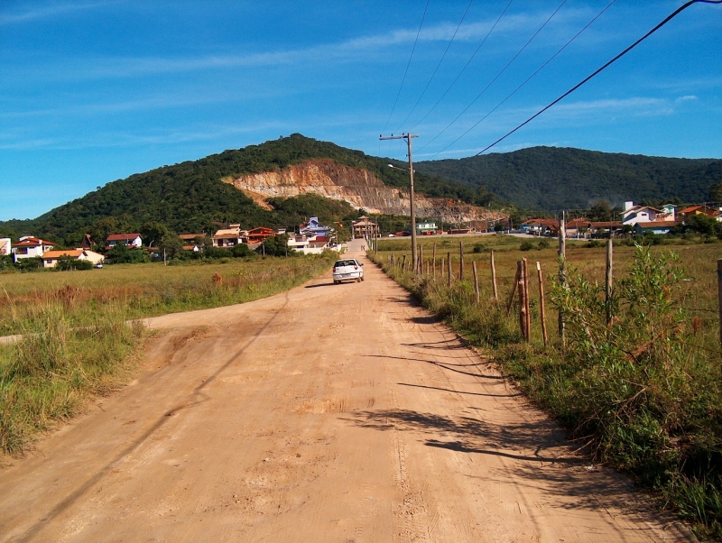 Rua irregular construida na Lagoa Pequena será desfeita