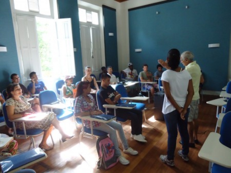 Prefeitura oferece curso de alfabetização gratuito
