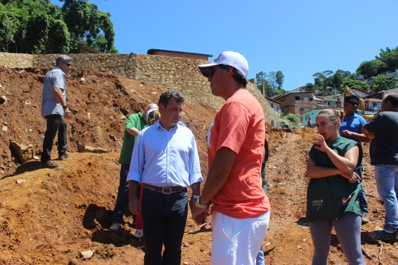 Obras no Morro do Horácio mantêm ritmo