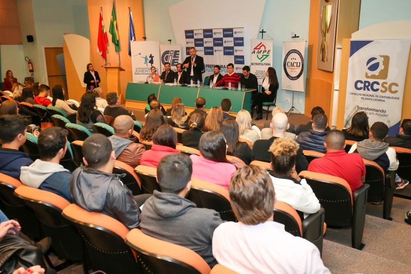 Prefeitura promove Primeiro Encontro dos Estagiários