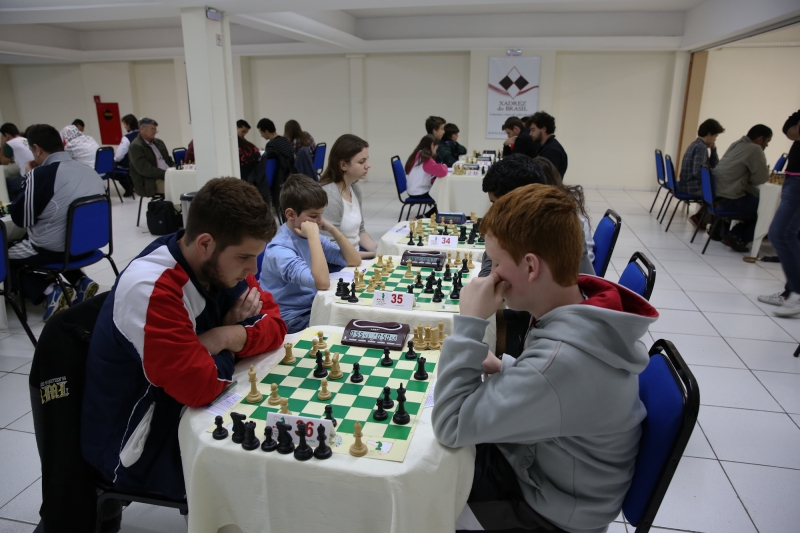 Torneio de xadrez anima fim de semana 