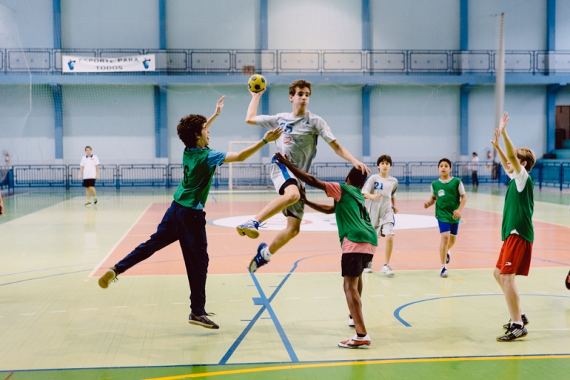 JESF: Colégio Catarinense vence três no handebol 