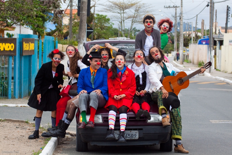 Mostra Traço de Bolso leva teatro gratuito a comunidades