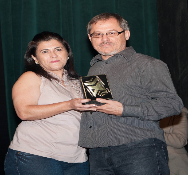 Festival Isnard Azevedo encerra com homenagem a Antônio Cunha