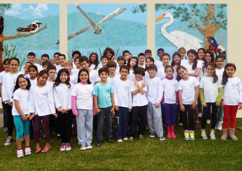 Alunos viram cadeirantes para jogar basquete 