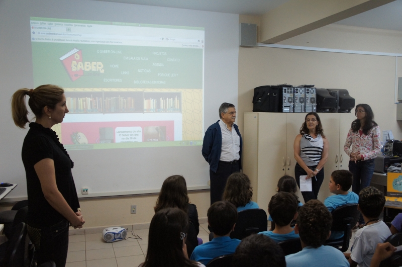 Secretário da Educação, Rodolfo Pinto da Luz, prestigia  Site O Saber On Line   