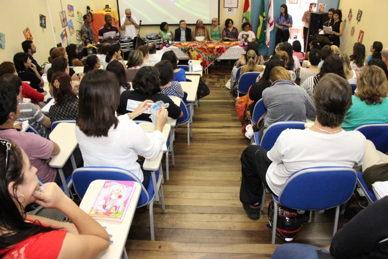 SME faz seminário sobre diferenças étnico-raciais