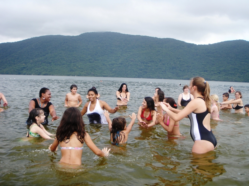 Venha fazer hidroginástica na Lagoa do Peri