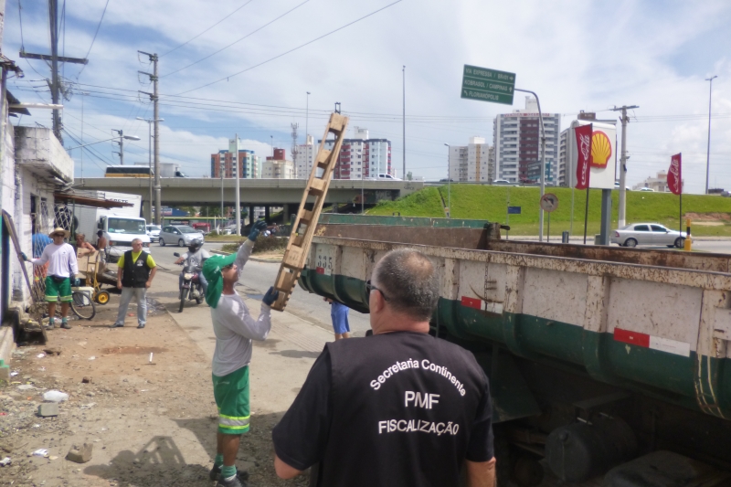Monte Cristo recebe limpeza e fiscalização