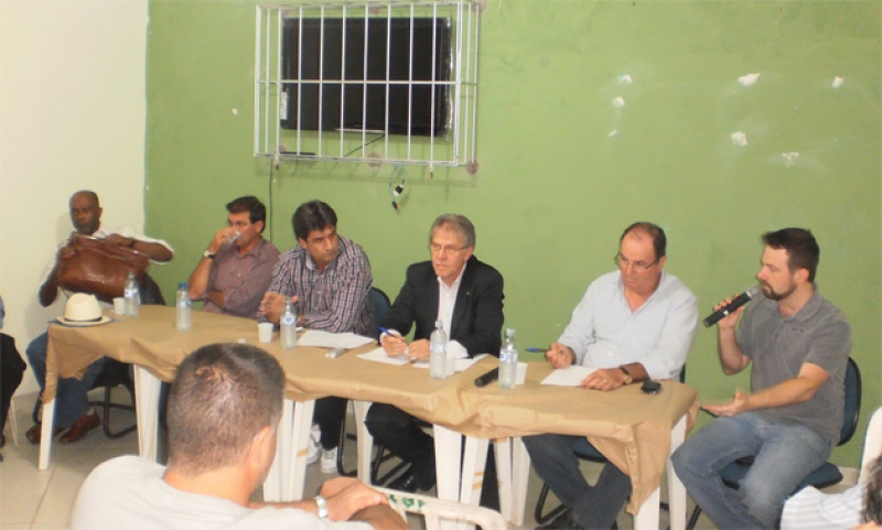SMS avalia construção de um novo Centro de Saúde no Alto Ribeirão