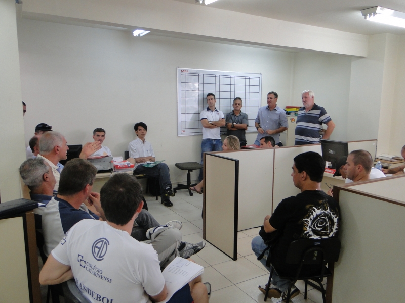 Reunião com técnicos projeta o futuro sucesso da gestão 2012.