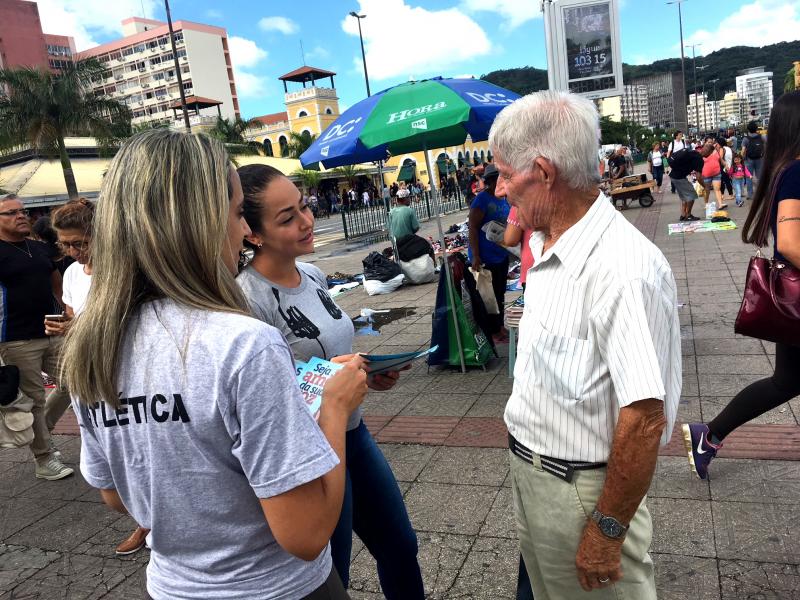 Prefeitura de Florianópolis realiza ação de cuidado com a voz  