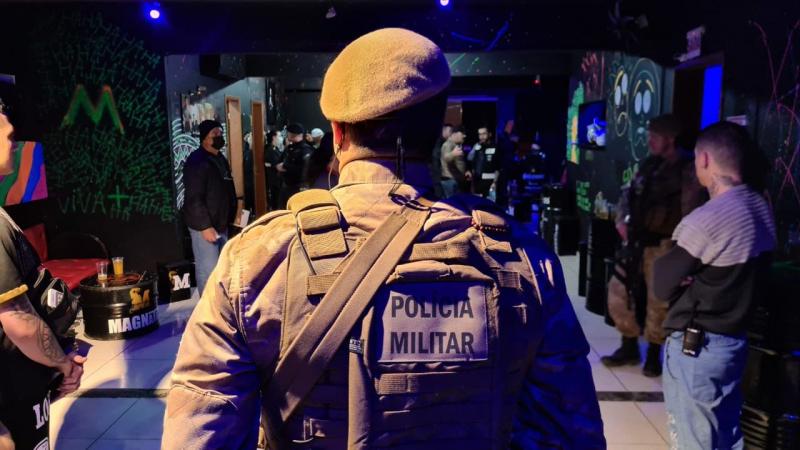Operação integrada fecha casa noturna no Norte da Ilha 