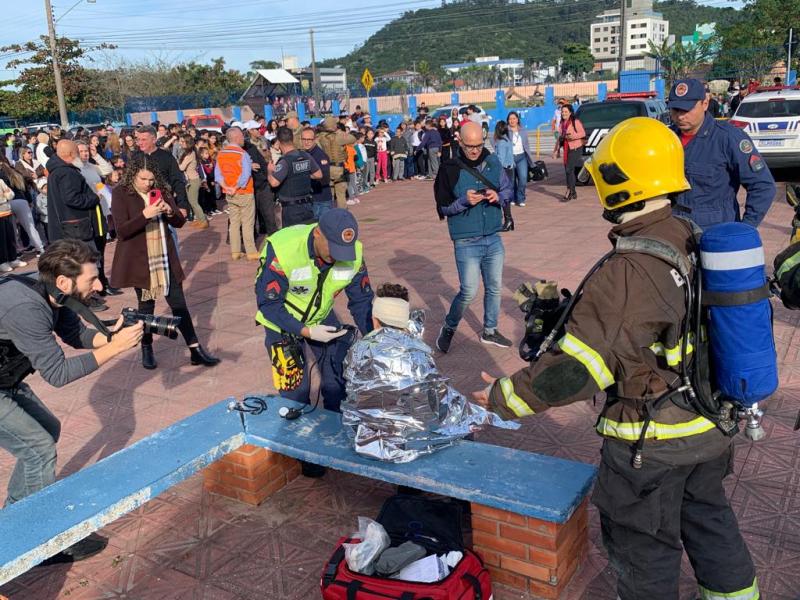 Simulação de incêndio acontece em unidade educativa municipal da Capital