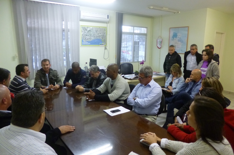 Secretaria do Continente mobiliza equipes em razão das chuvas