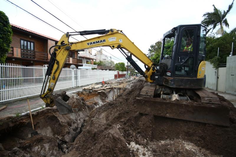 Operação Asfaltaço vai passar na Rua Acary Margarida, em Canasvieiras