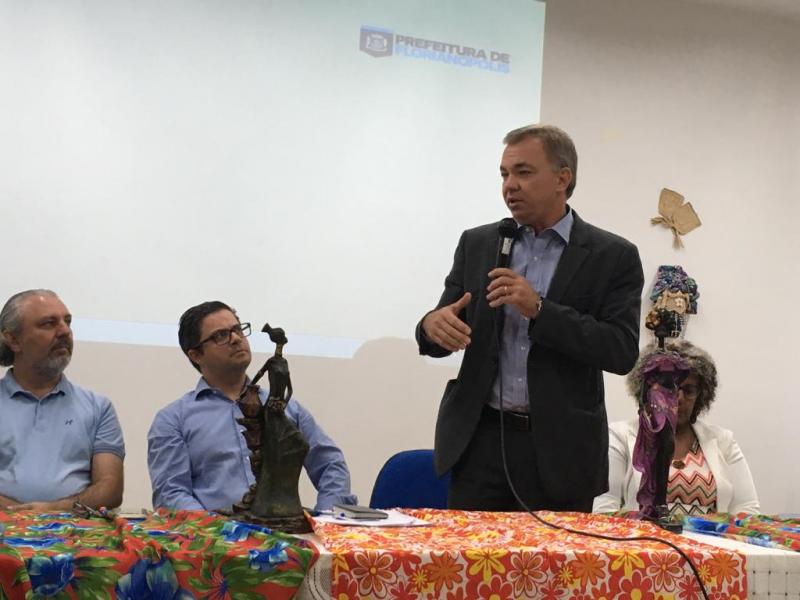 Seminário étnico-racial vai até amanhã na rede municipal de ensino