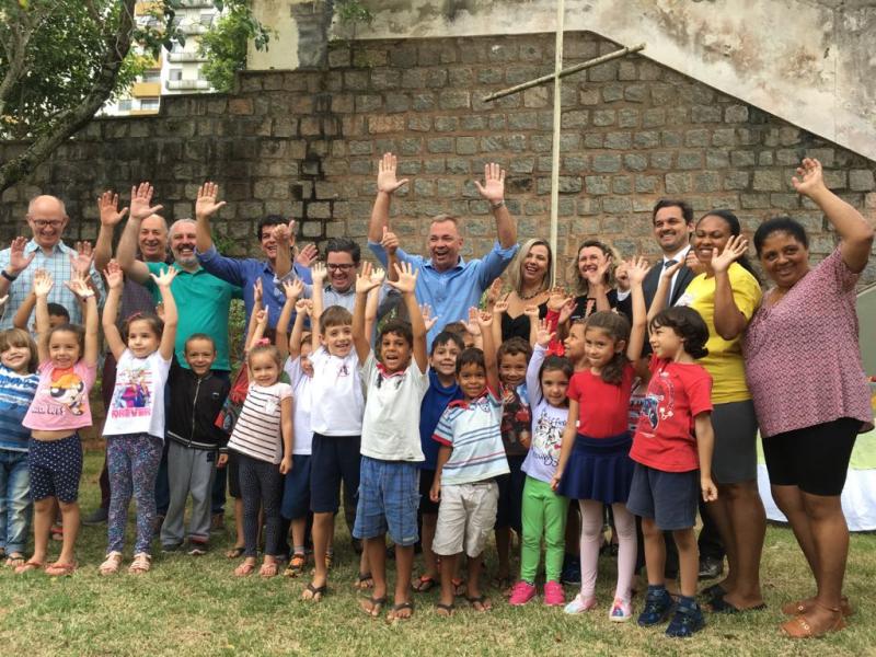 PMF entrega reforma e ampliação da Creche Maria Barreiros 
