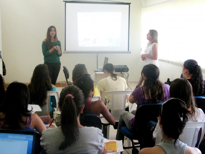 Equipe de Prevenção do Sentinela divulga os serviços e conscientiza contra o abuso sexual infantojuvenil   