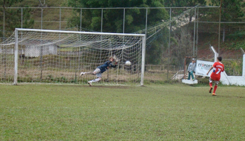 Futebol da capital perde nos pênaltis para Criciúma no regional dos Joguinhos