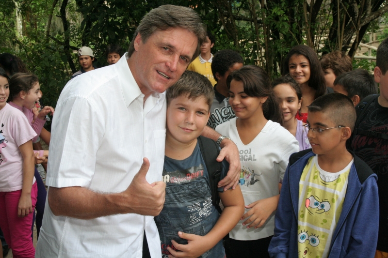Capital recebe prêmio Prefeito Amigo da Criança
