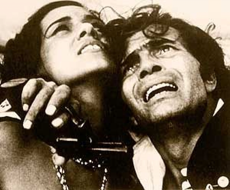 CINE PITANGUEIRA Sessão A Idade da Terra, de Glauber Rocha, às 19h, e sessão infantil, às 9h, terça 27