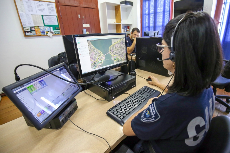 Prefeitura assina convênio com Waze para auxiliar na gestão do trânsito
