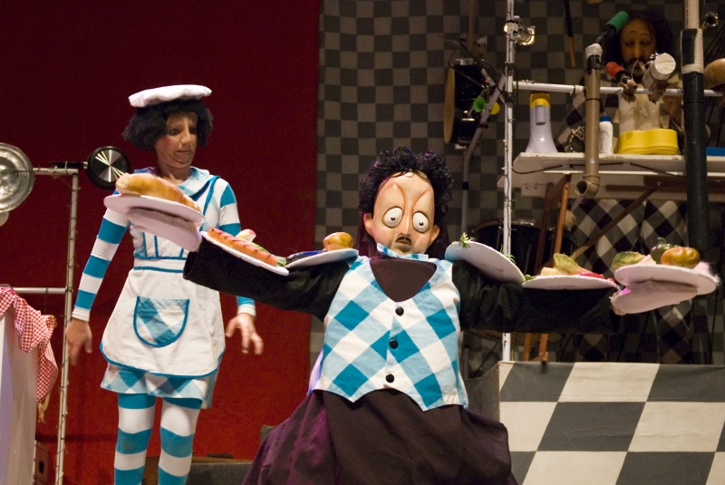 Definidos os espetáculos para o Floripa Teatro 2013