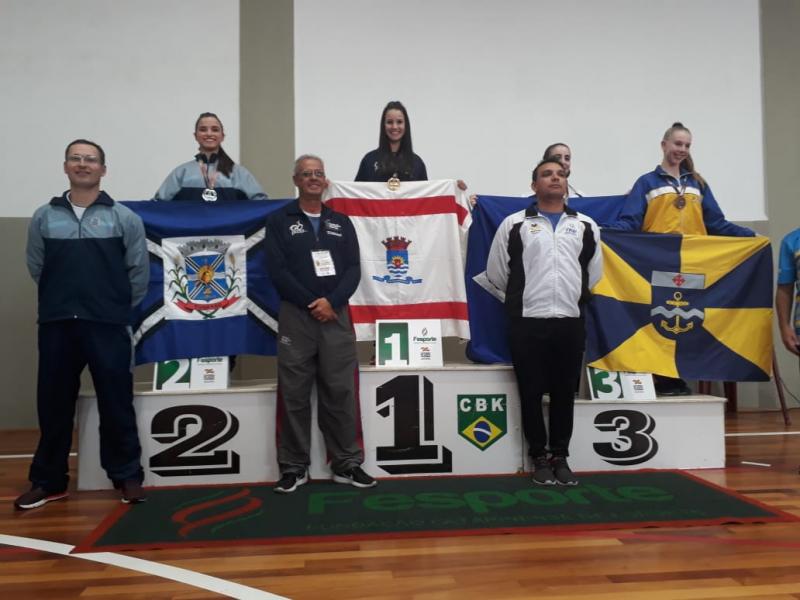 Florianópolis conquista medalha de ouro no Karatê feminino nos Joguinhos